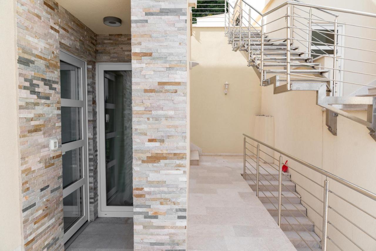 Amore Apatmani Celina Exterior photo