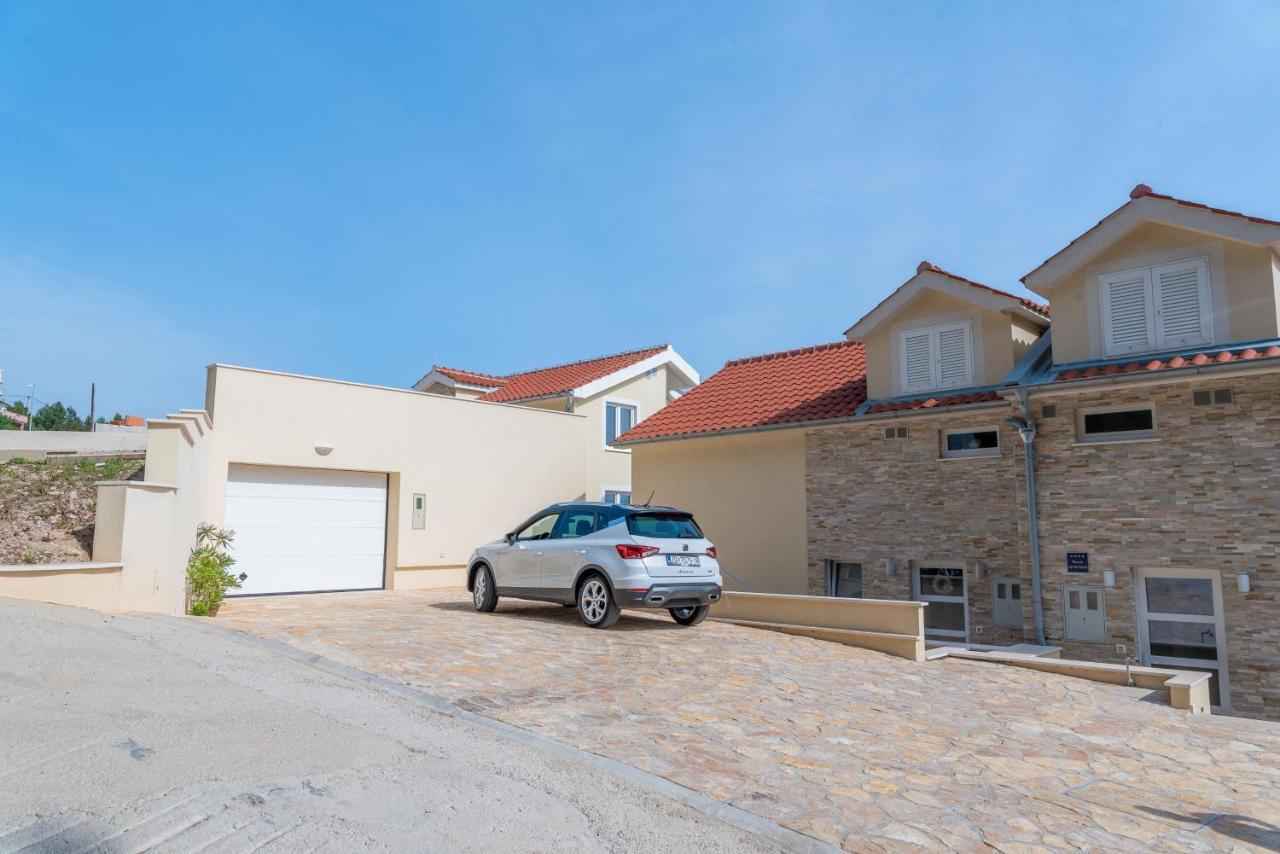 Amore Apatmani Celina Exterior photo
